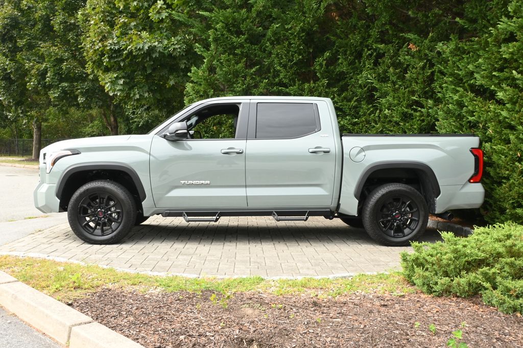Thumbnail: 2025 Toyota Tundra - 2