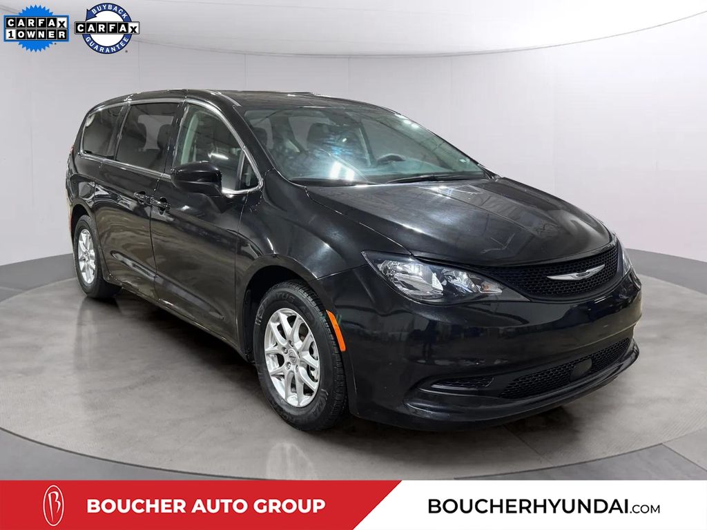 2023 Chrysler Voyager