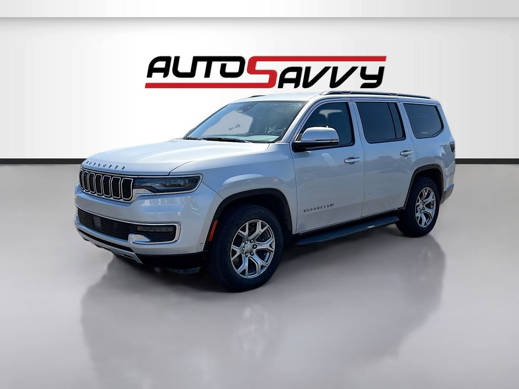 Used 2022 Silver Jeep Series II image 3