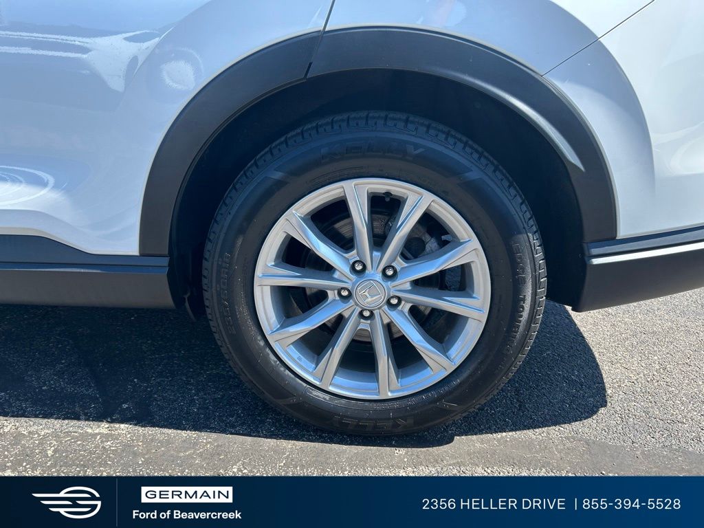 Used 2023 White Honda EX-L image 13