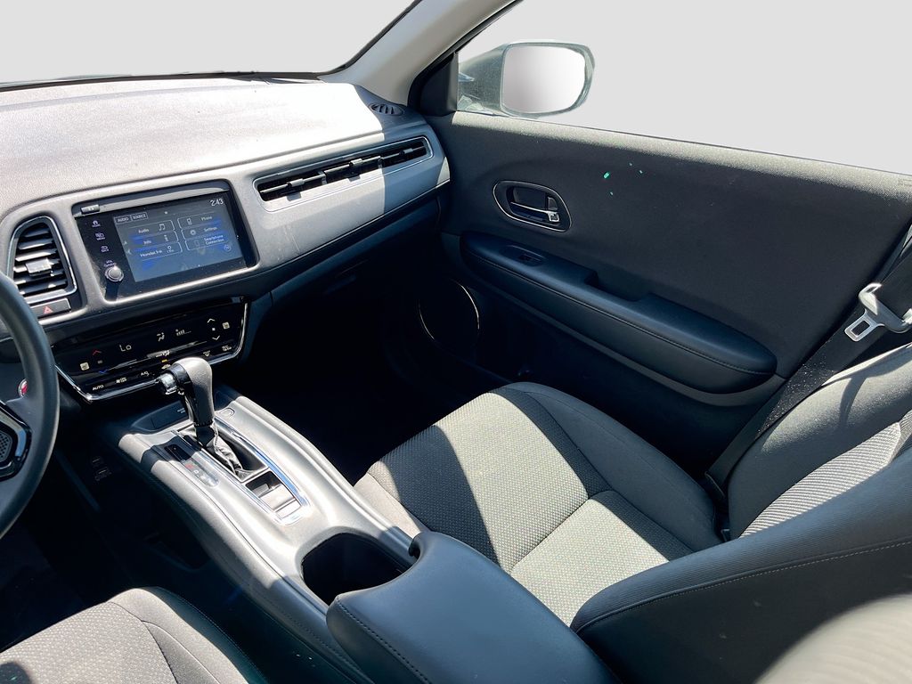 Used 2022 White Honda EX image 23
