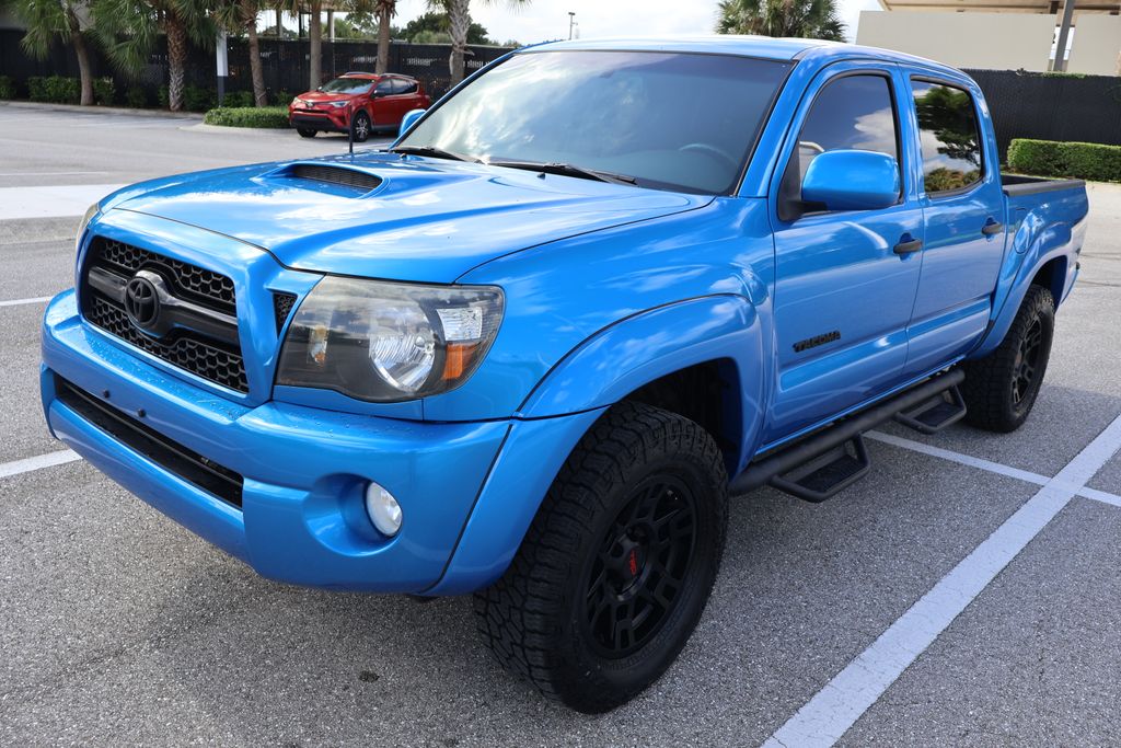 Thumbnail: 2011 Toyota Tacoma - 2
