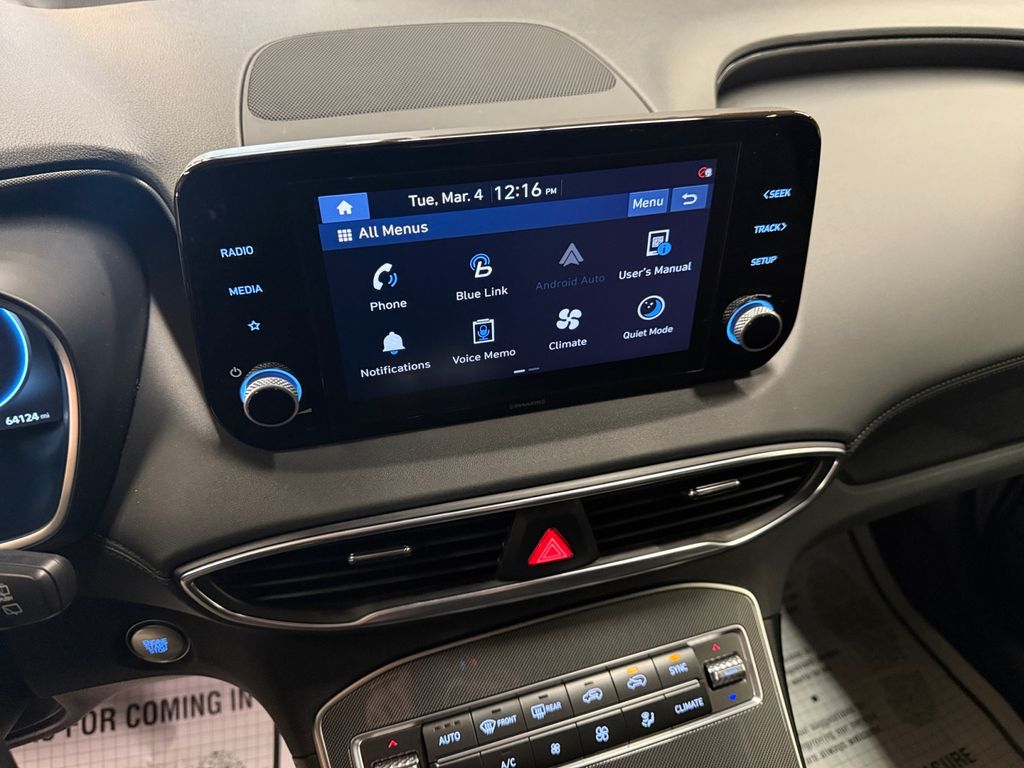 2022 Hyundai Santa Fe SEL photo