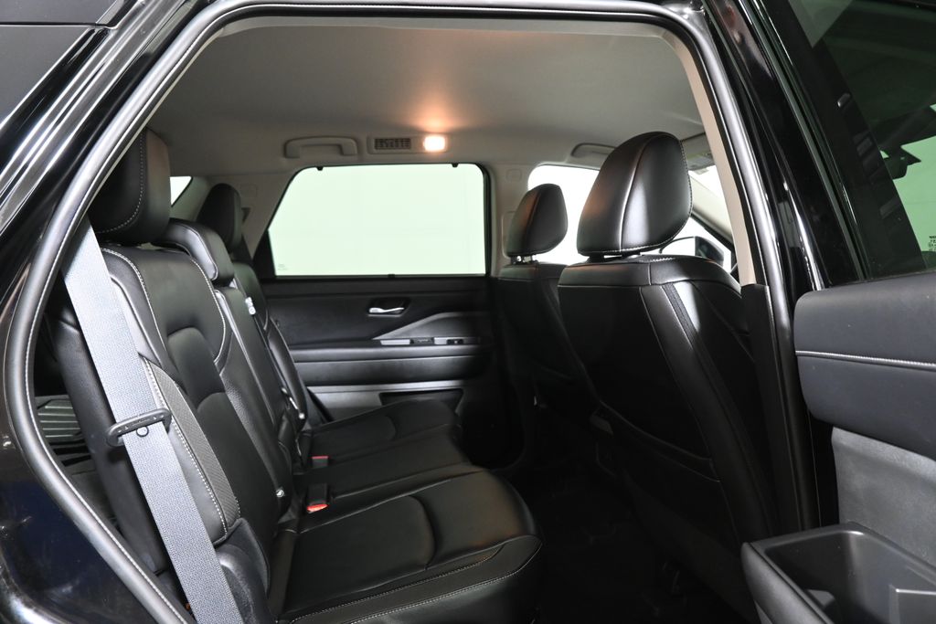 Thumbnail: 2023 Nissan Pathfinder - 26