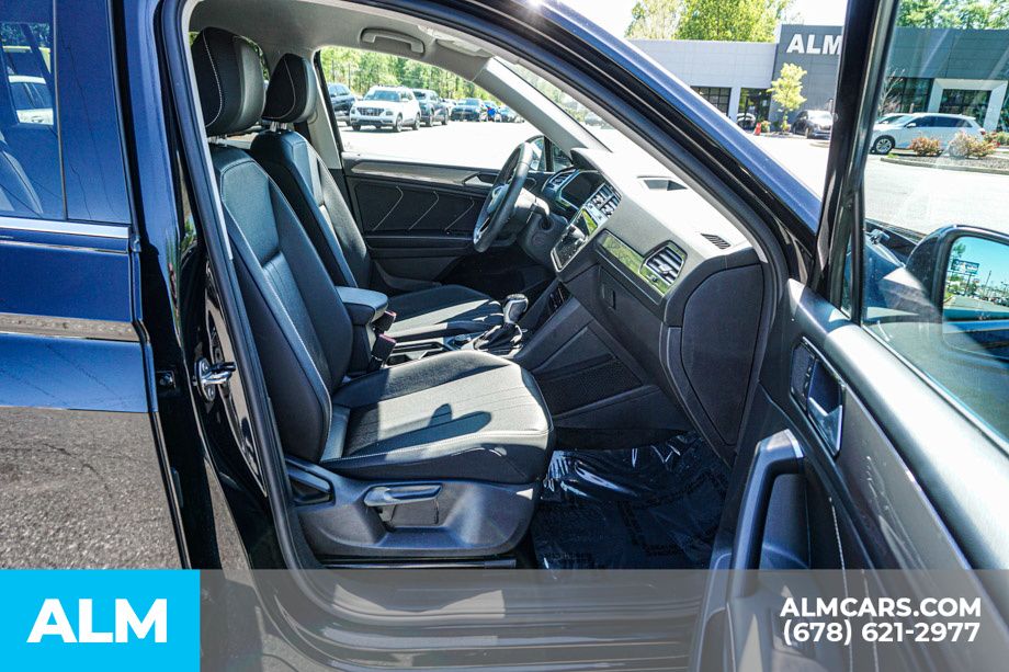 Used 2023 Black Volkswagen 2.0T SE image 22