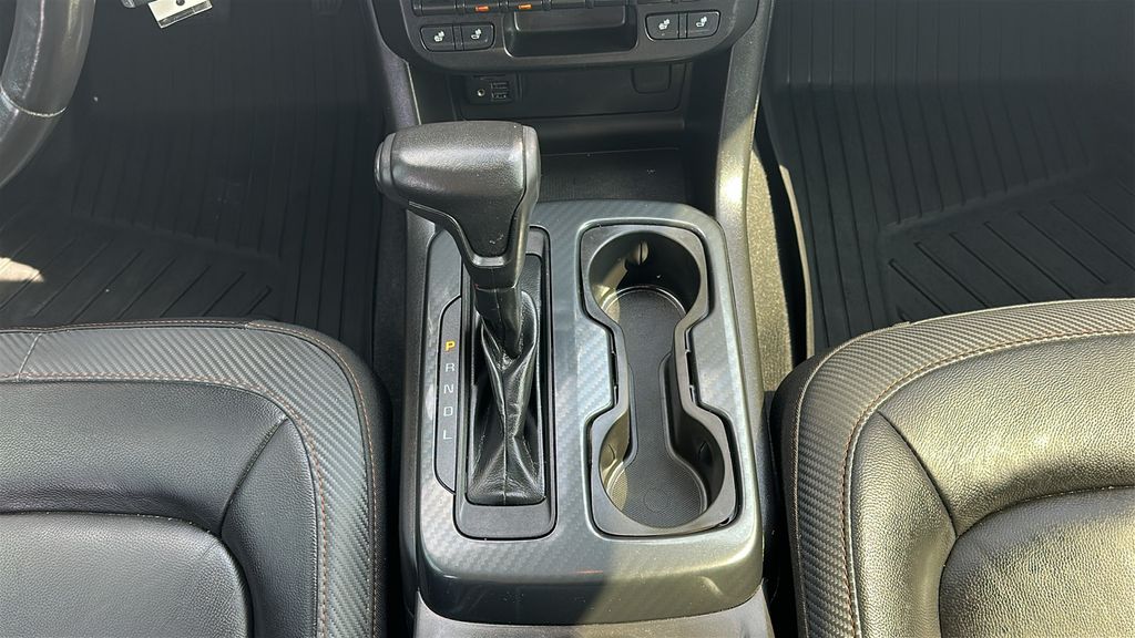 2021 GMC Canyon AT4 w/Leather White at AutoSavvy Houston Southwest