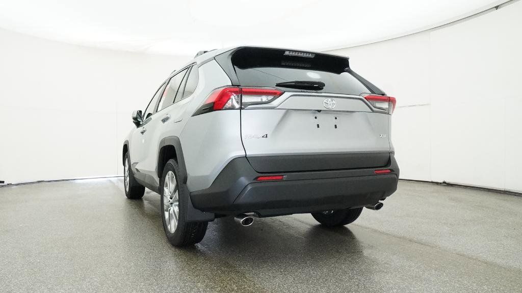 Thumbnail: 2025 Toyota RAV4 - 19