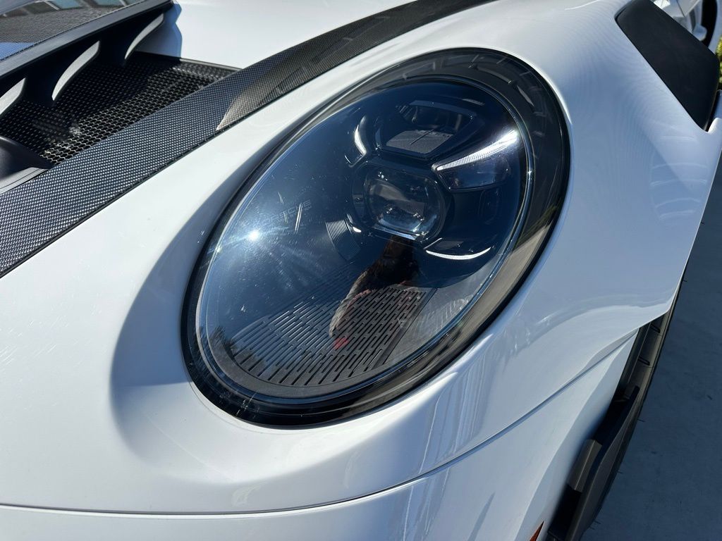 Thumbnail: 2025 Porsche 911 - 13