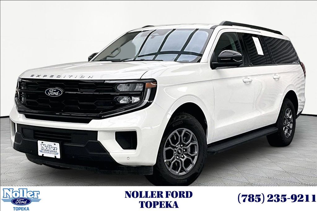 White Metallic 2025 Ford Expedition MAX Active 4WD SUV / Crossover Four-Wheel Drive Automatic