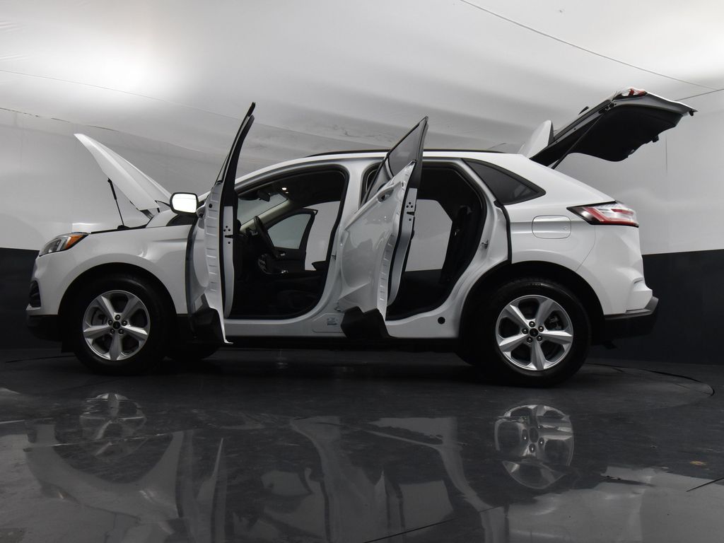 2024 Ford Edge SE