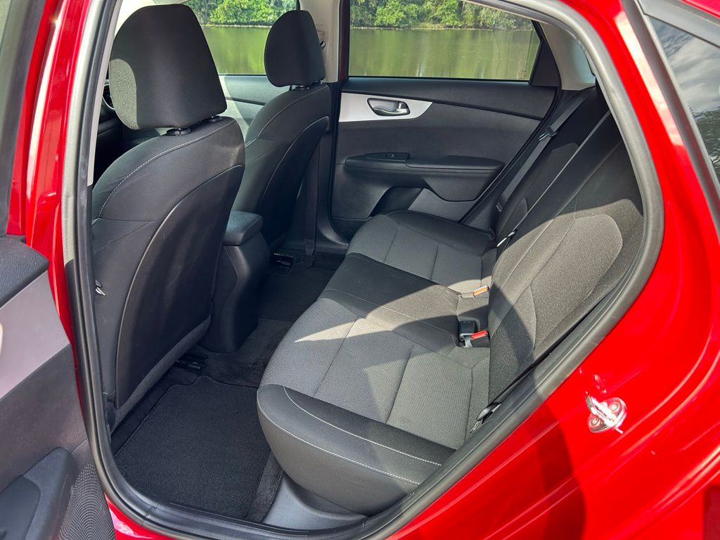 Thumbnail: 2022 Kia Forte - 13