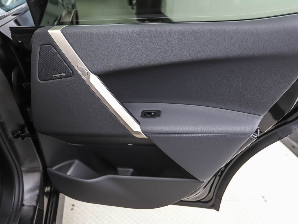 Thumbnail: 2026 BMW iX - 23