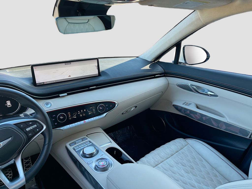 Used 2025 White Genesis 3.5T Sport Advanced image 25