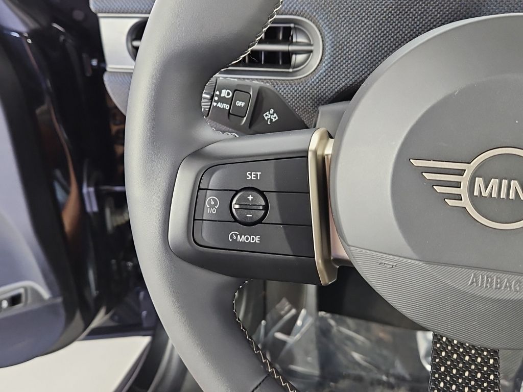 Thumbnail: 2026 MINI Cooper - 29