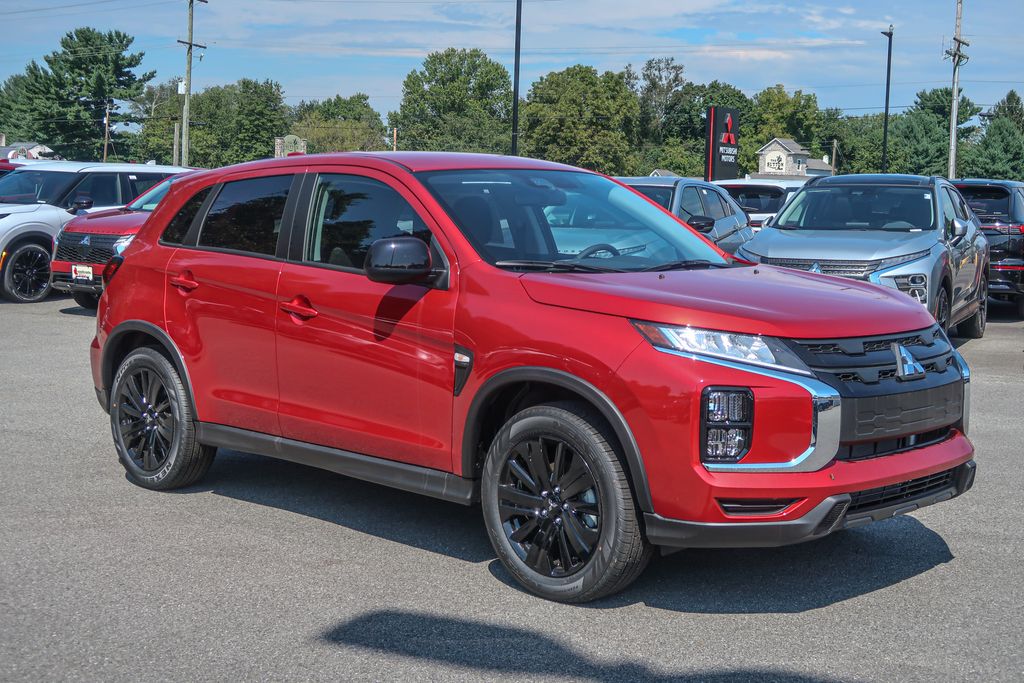 2027 Mitsubishi Outlander Sport LE