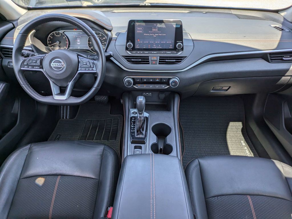 2020 Nissan Altima SR