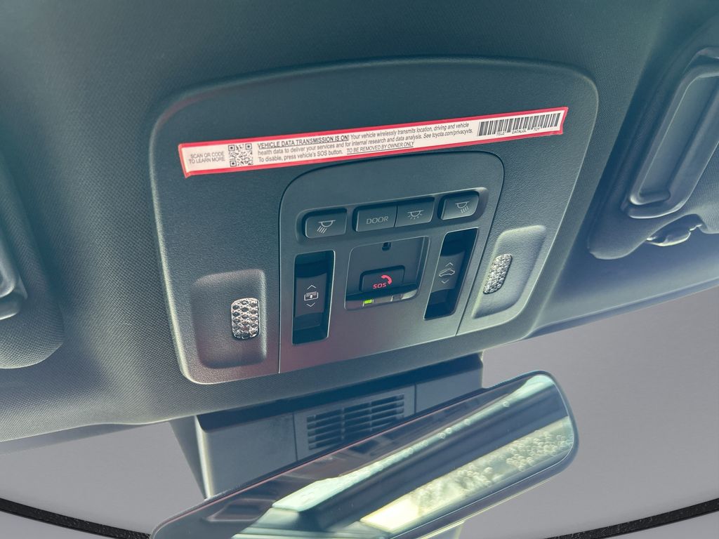 Thumbnail: 2025 Toyota Camry - 26