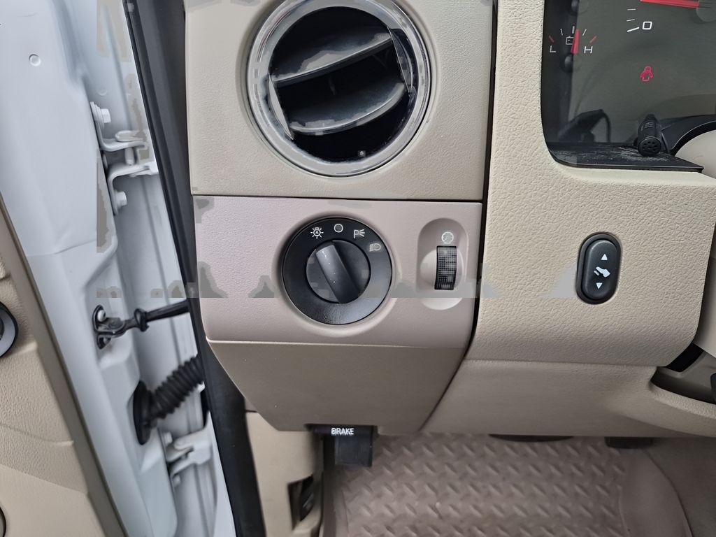 Used Car 2006 Ford F-150  Xl For Sale Under $15,000 In Austin, Texas