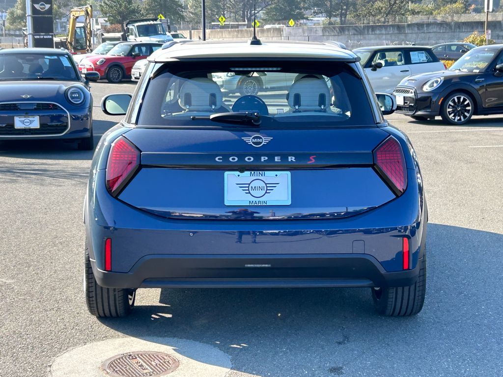 Thumbnail: 2026 MINI Cooper - 4