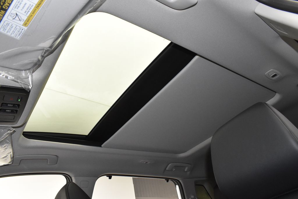 Thumbnail: 2026 Nissan Rogue - 21