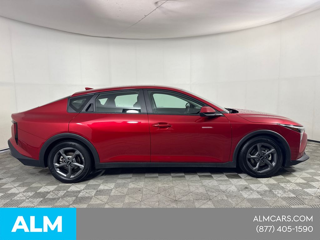 Used 2025 Red Kia LXS image 5