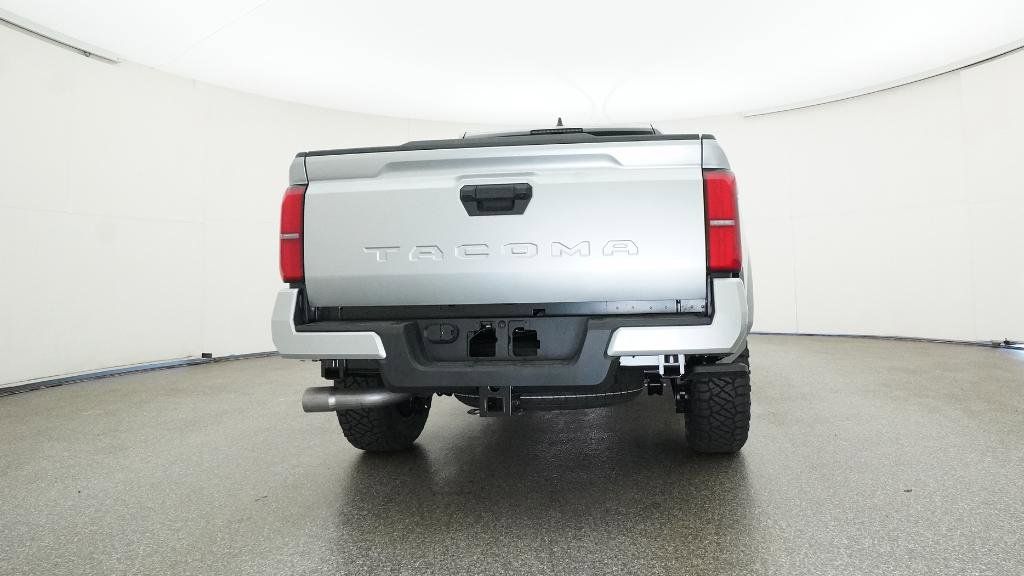 Thumbnail: 2025 Toyota Tacoma - 18