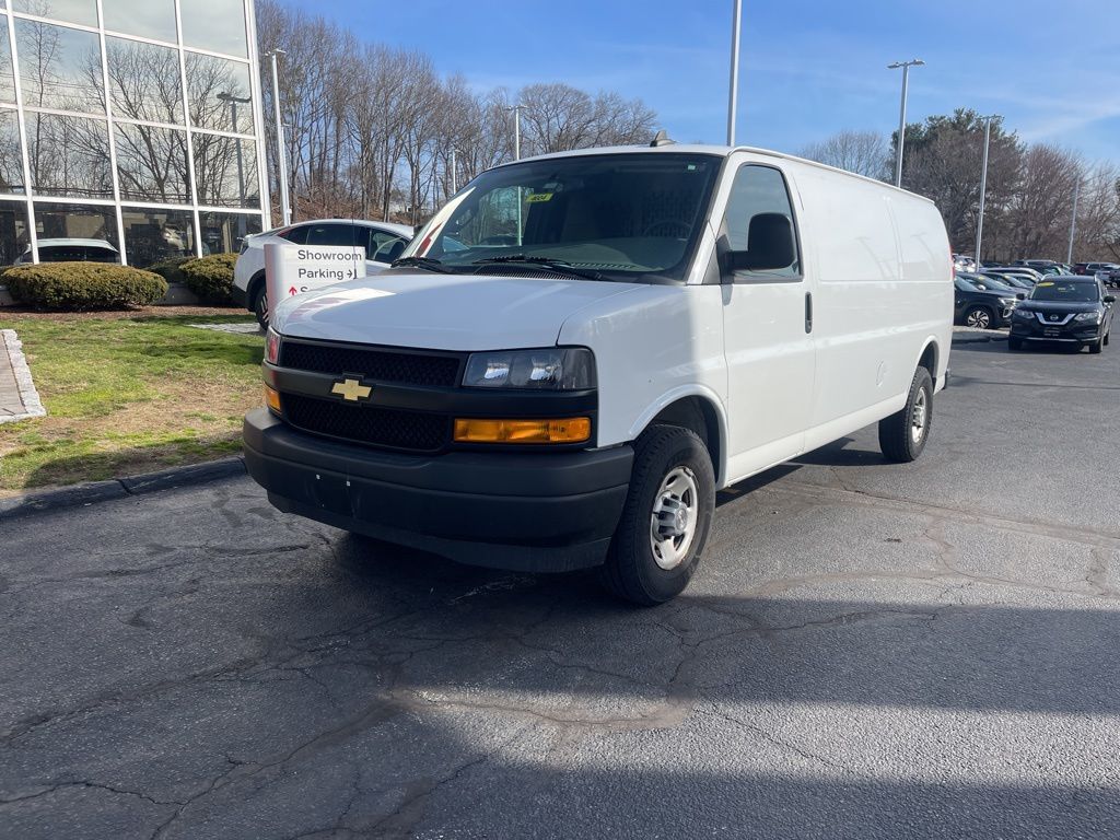 2022 Chevrolet Express Cargo 3500 Extended RWD