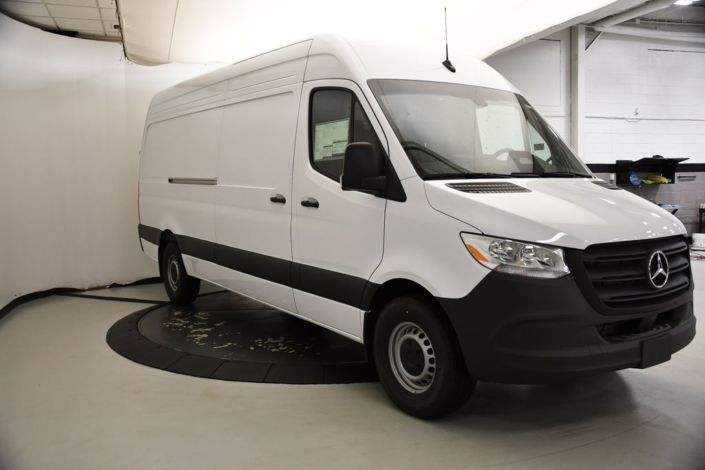 2025 Mercedes-Benz Sprinter 2500 4