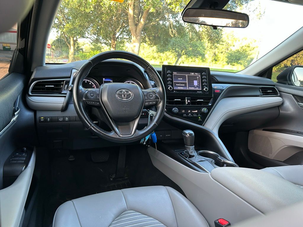 Thumbnail: 2021 Toyota Camry - 12