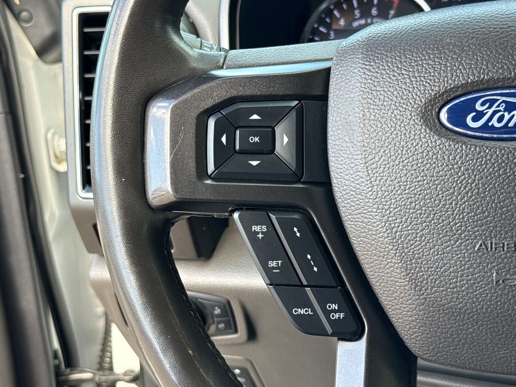 2021 Star White Metallic Tri-Coat Ford Expedition Max Limited RWD SUV