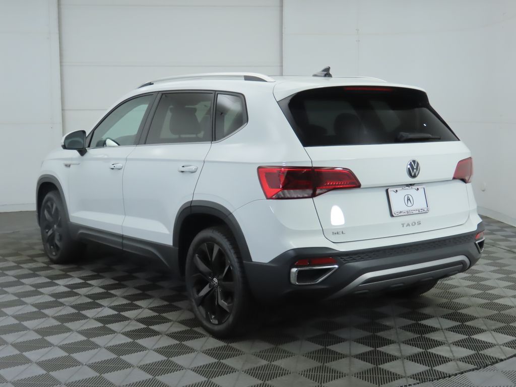 Thumbnail: 2022 Volkswagen Taos - 7