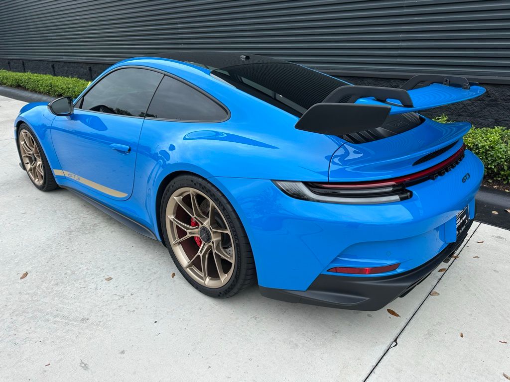 Thumbnail: 2022 Porsche 911 - 3