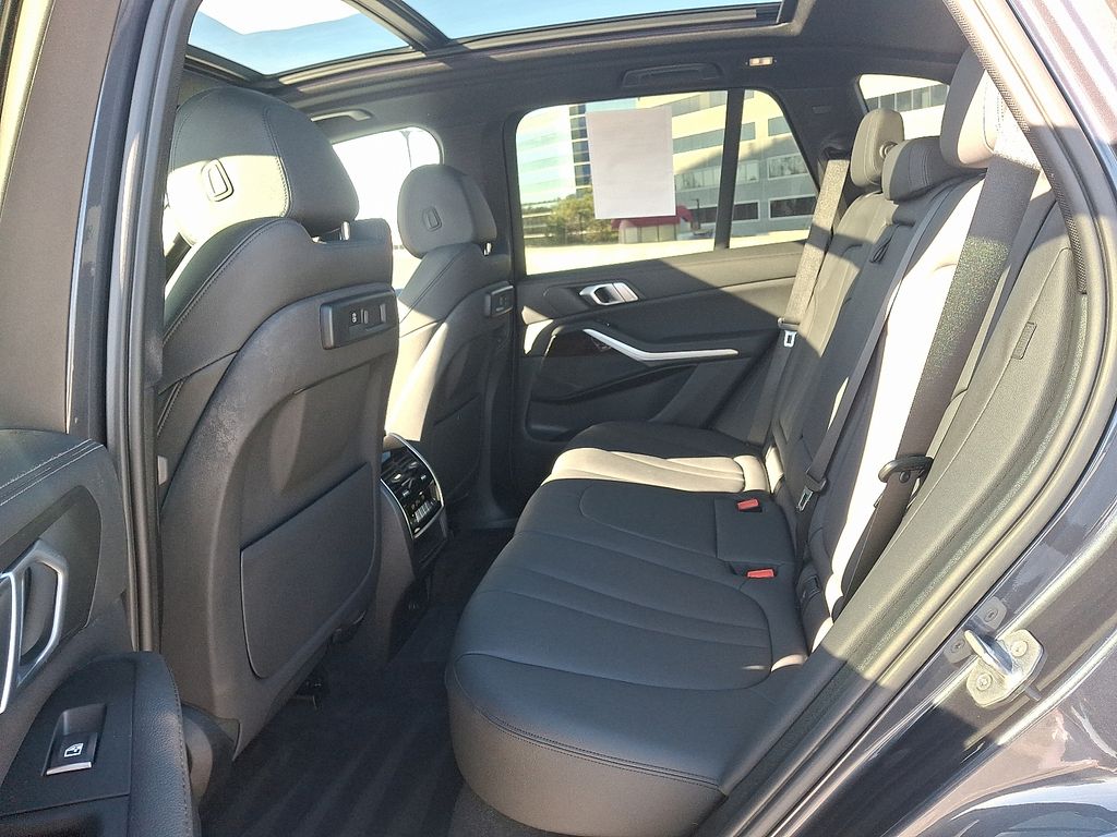 Thumbnail: 2019 BMW X5 - 12