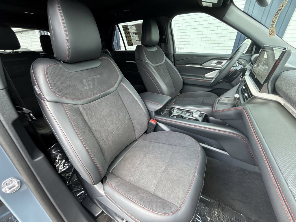 New 2026 Vapor Blue Metallic Ford ST image 27