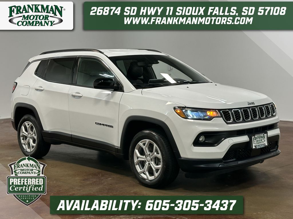 Bright White Clearcoat 2024 Jeep Compass SUV / Crossover Four-Wheel Drive 8-Speed Automatic