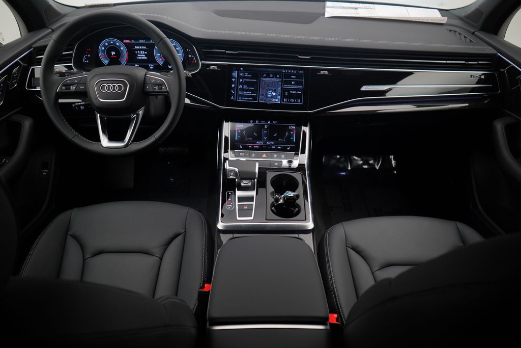 Thumbnail: 2026 Audi Q7 - 8