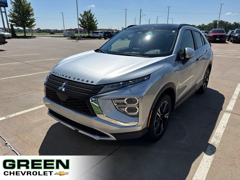 Silver 2026 Mitsubishi Eclipse Cross SUV / Crossover All-Wheel Drive Continuously Variable Transmission