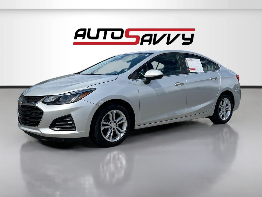 Used 2019 Silver Chevrolet LT image 3
