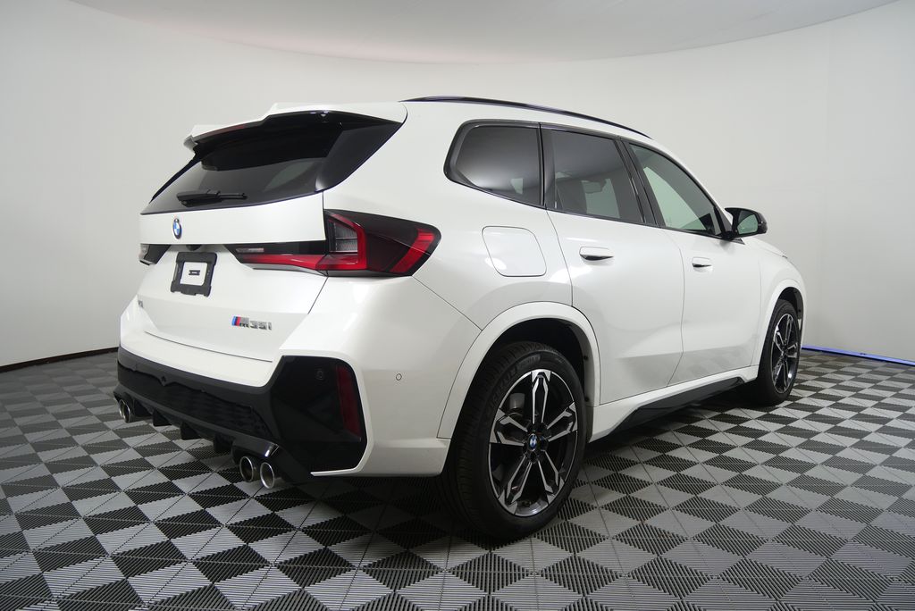 Thumbnail: 2025 BMW X1 - 3