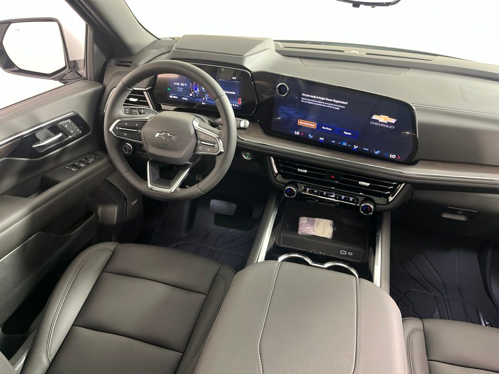 Thumbnail: 2026 Chevrolet Suburban - 15
