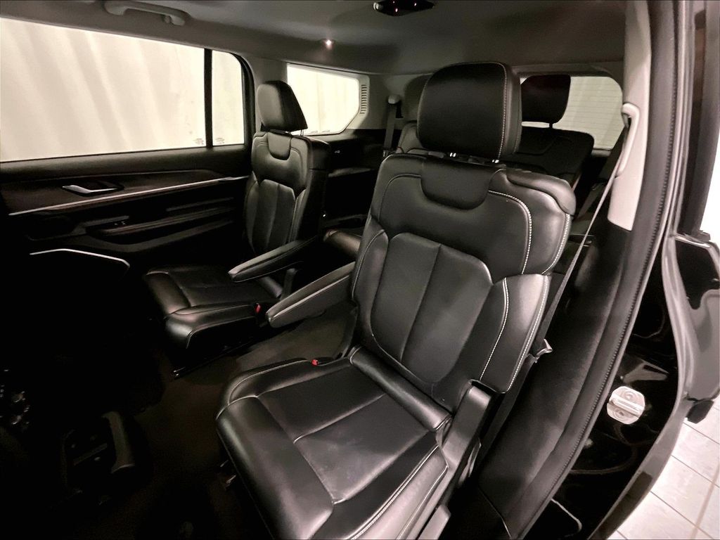 2021 Jeep Grand Cherokee L — photo 15