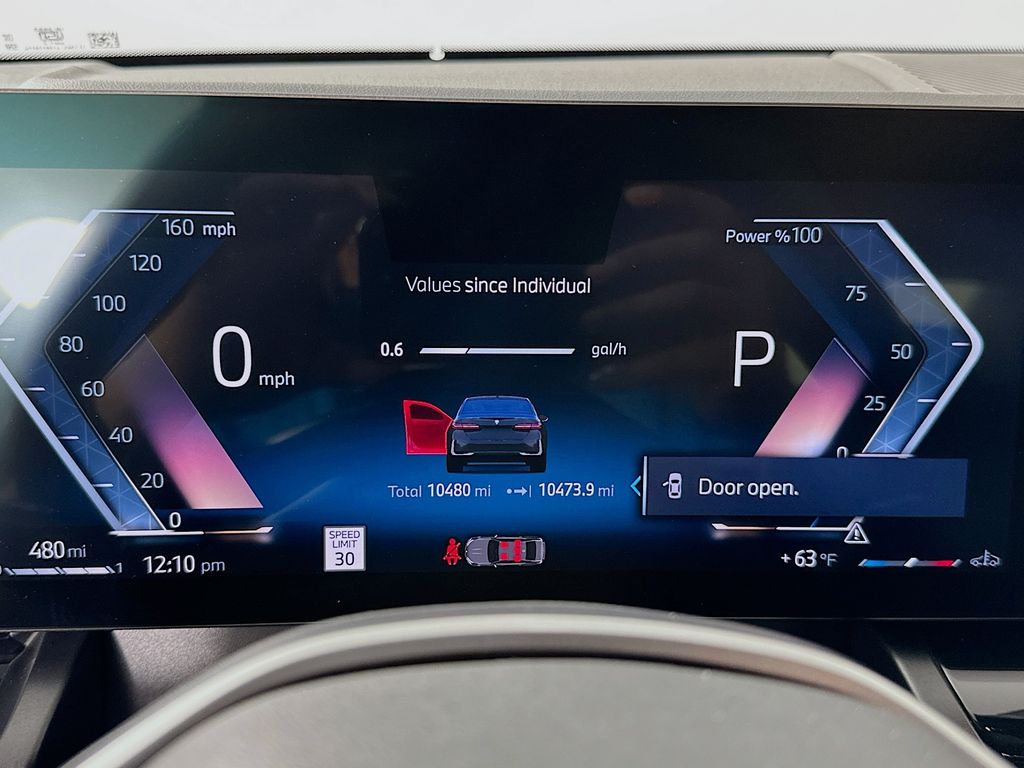 Thumbnail: 2025 BMW 5 Series - 12