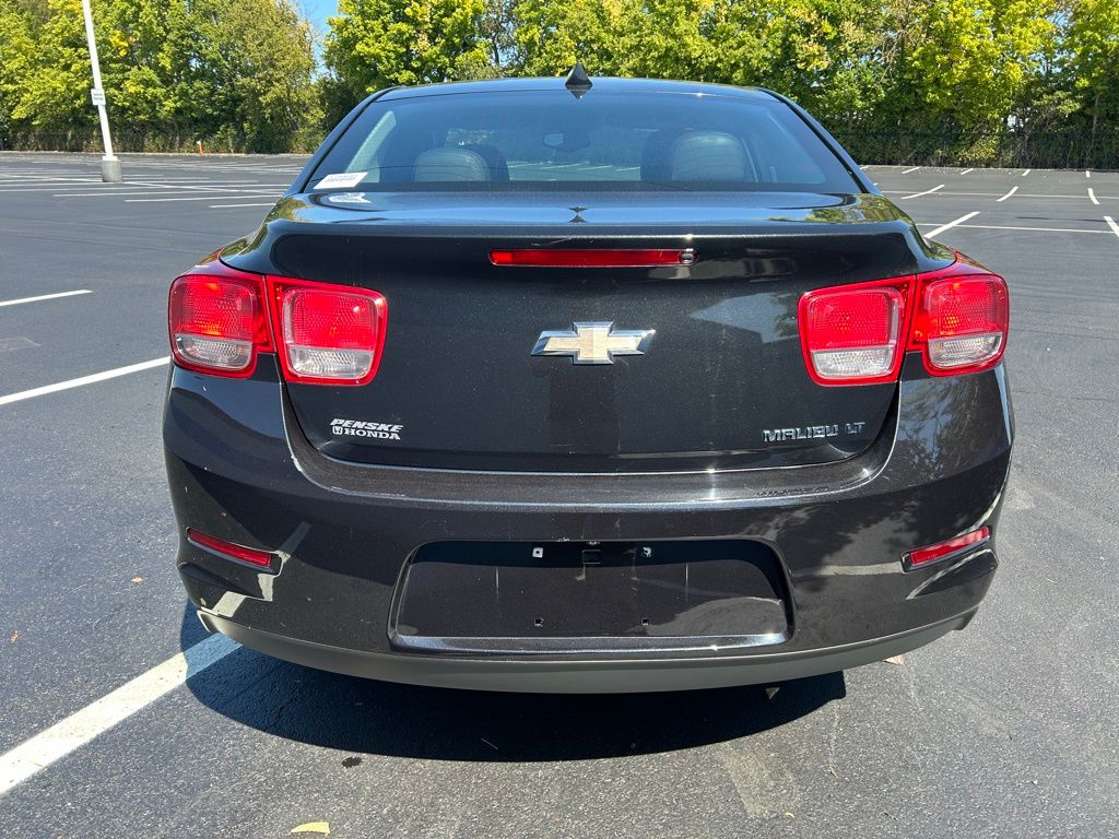 Thumbnail: 2014 Chevrolet Malibu - 4