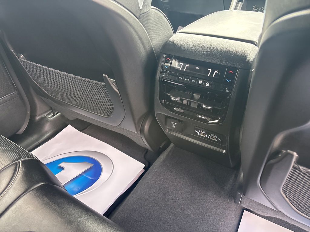 Used 2024 Jeep Grand Cherokee SUV