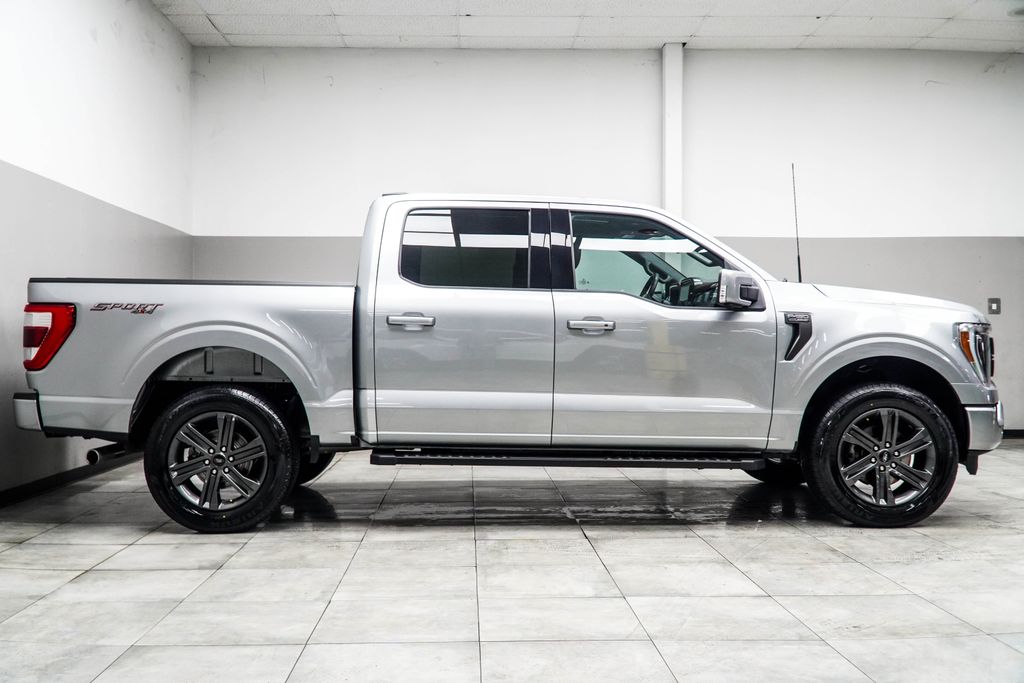 View vehicle photo 6