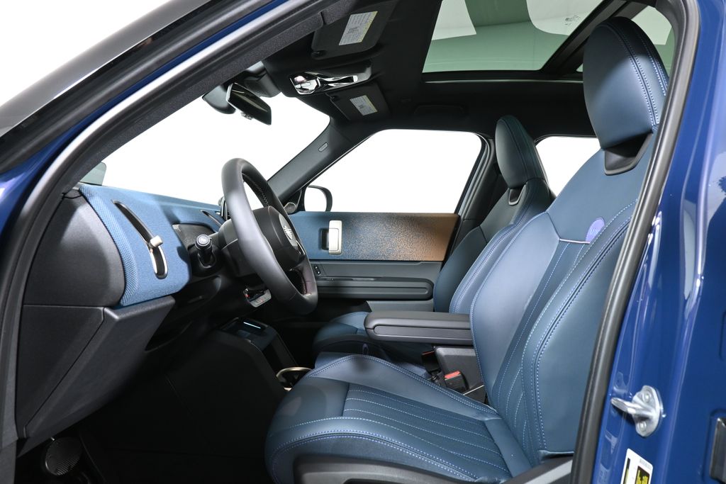 Thumbnail: 2025 MINI Cooper Countryman - 3