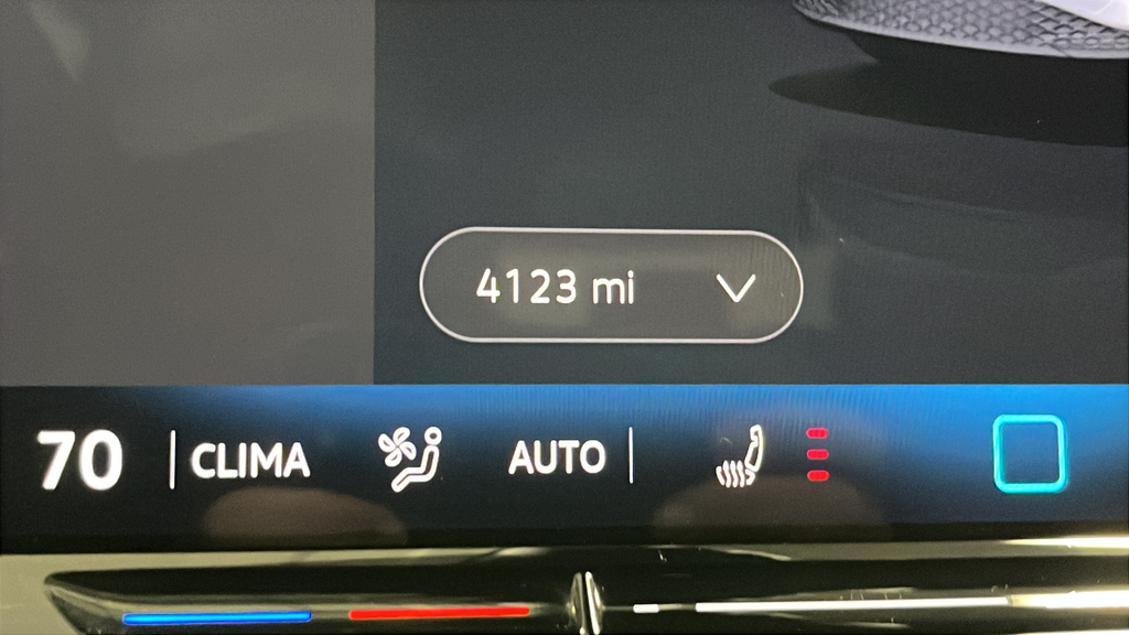 Used 2024 Black Volkswagen Pro image 11