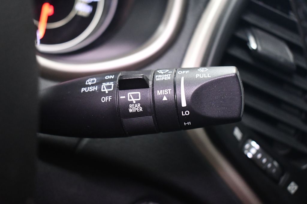 Thumbnail: 2016 Jeep Cherokee - 22
