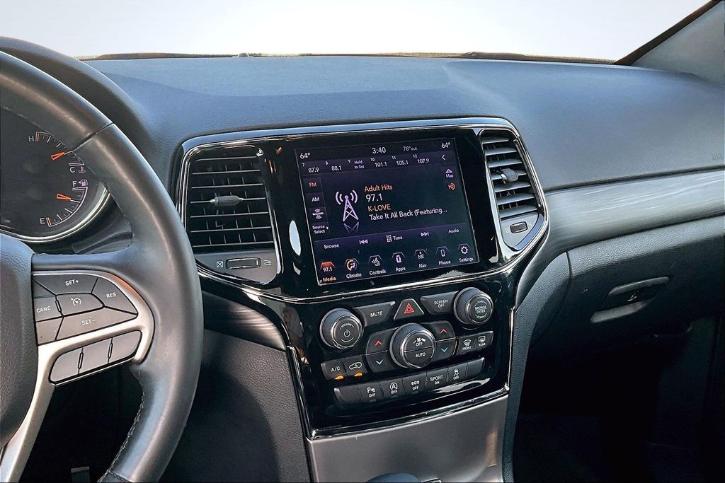 2020 Jeep Grand Cherokee Altitude Black at DeMontrond Auto Country