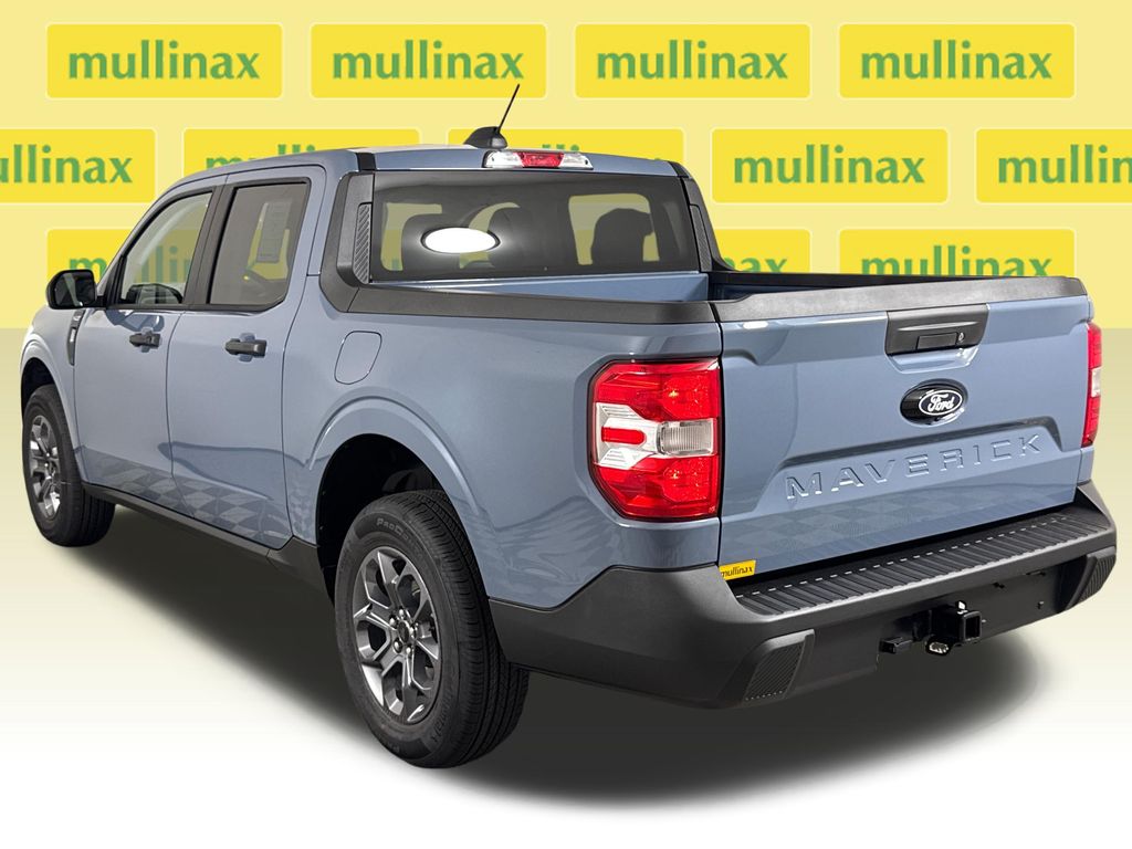 New 2026 Gray Ford XLT image 4